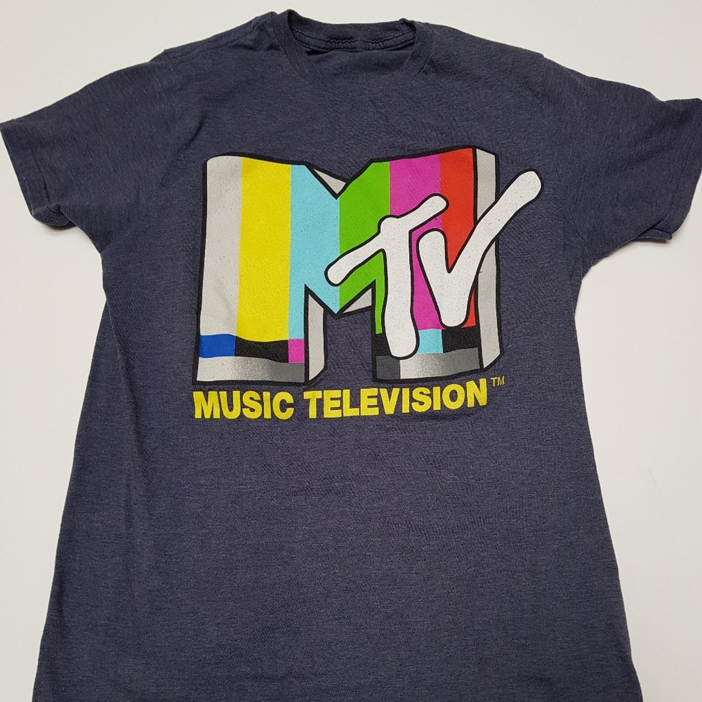 MTV music television T-shirt